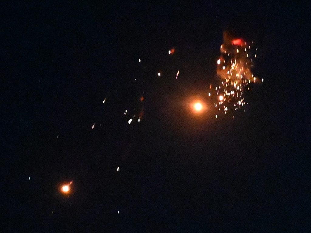 14 قتيلا بهجوم روسي ضخم على كييف وتضرر مقر البعثة الأوروبية