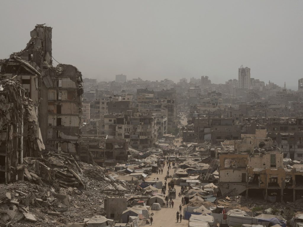 أكثر من ألف موظف أوروبي يدعون لتعليق العلاقات مع إسرائيل