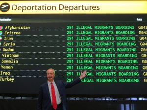 زعيم حزب الإصلاح البريطاني يعرض خطته لترحيل اللاجئين