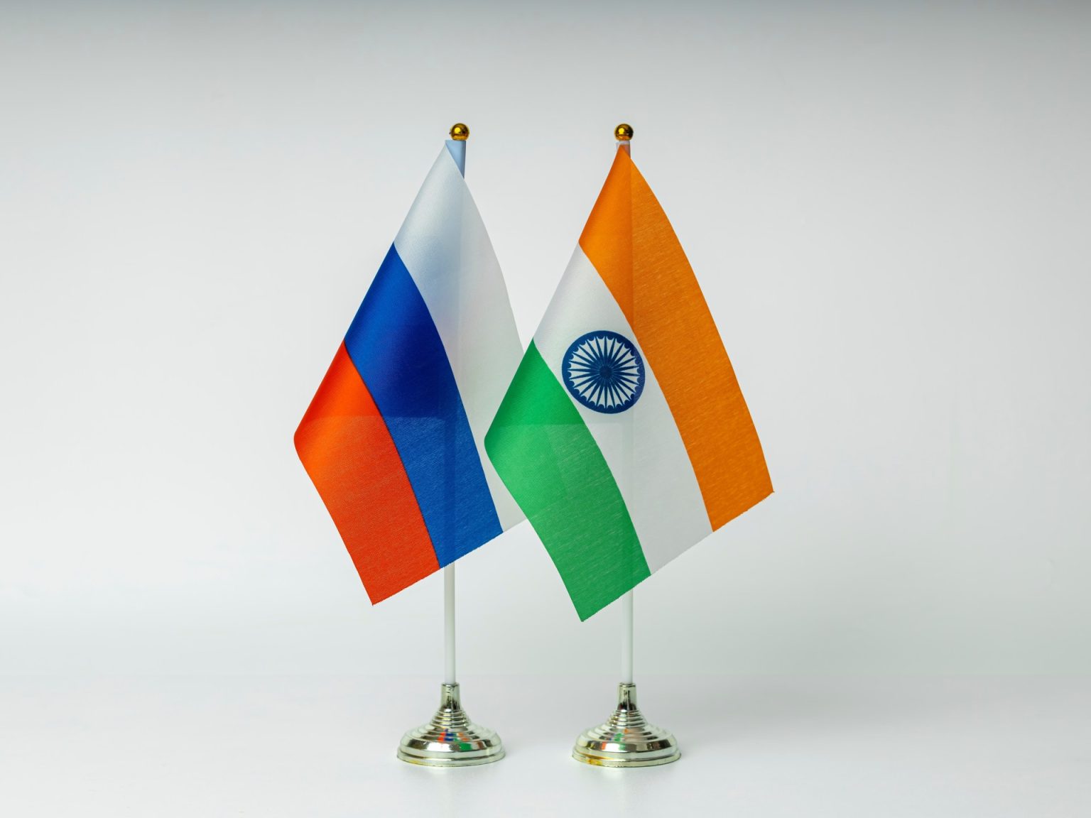 مستشار مودي يزور موسكو بعد تهديد واشنطن بزيادة الرسوم الجمركية