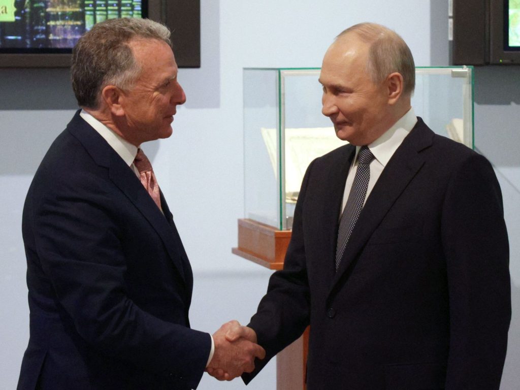 مبعوث ترامب يزور موسكو وزيلينسكي ينفي سقوط مدينة بالشرق