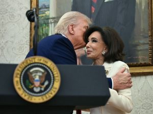 الكونغرس يقر تعيين مقدمة برامج سابقة في أبرز منصب قضائي بواشنطن