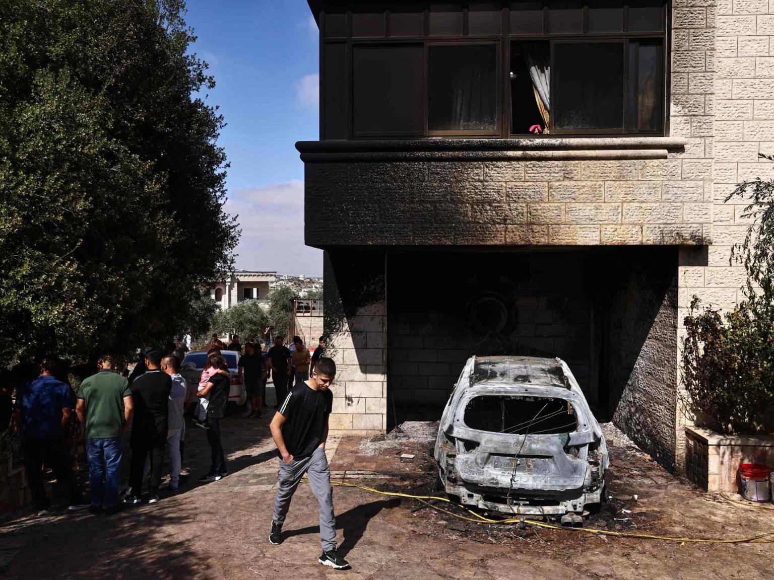 اعتداءات بالضفة والمستوطنون يتأهبون لاقتحام واسع للمسجد الأقصى