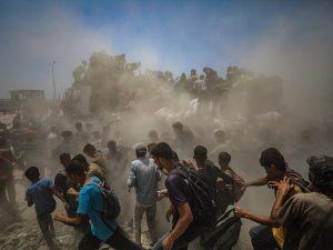 شهداء بقصف إسرائيلي والمجاعة تلتهم مزيدا من أطفال غزة