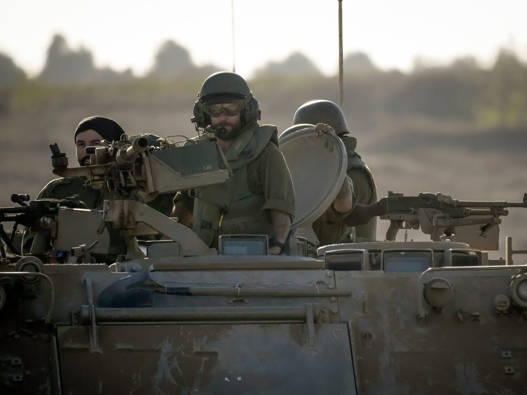 سوريا: 60 جنديا إسرائيليا استولوا على أراض حول جبل الشيخ