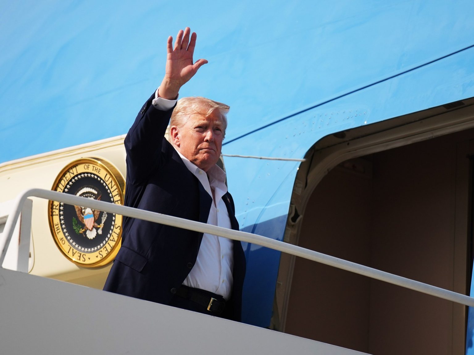 ترامب: الكثير من الأميركيين يرغبون في دكتاتور