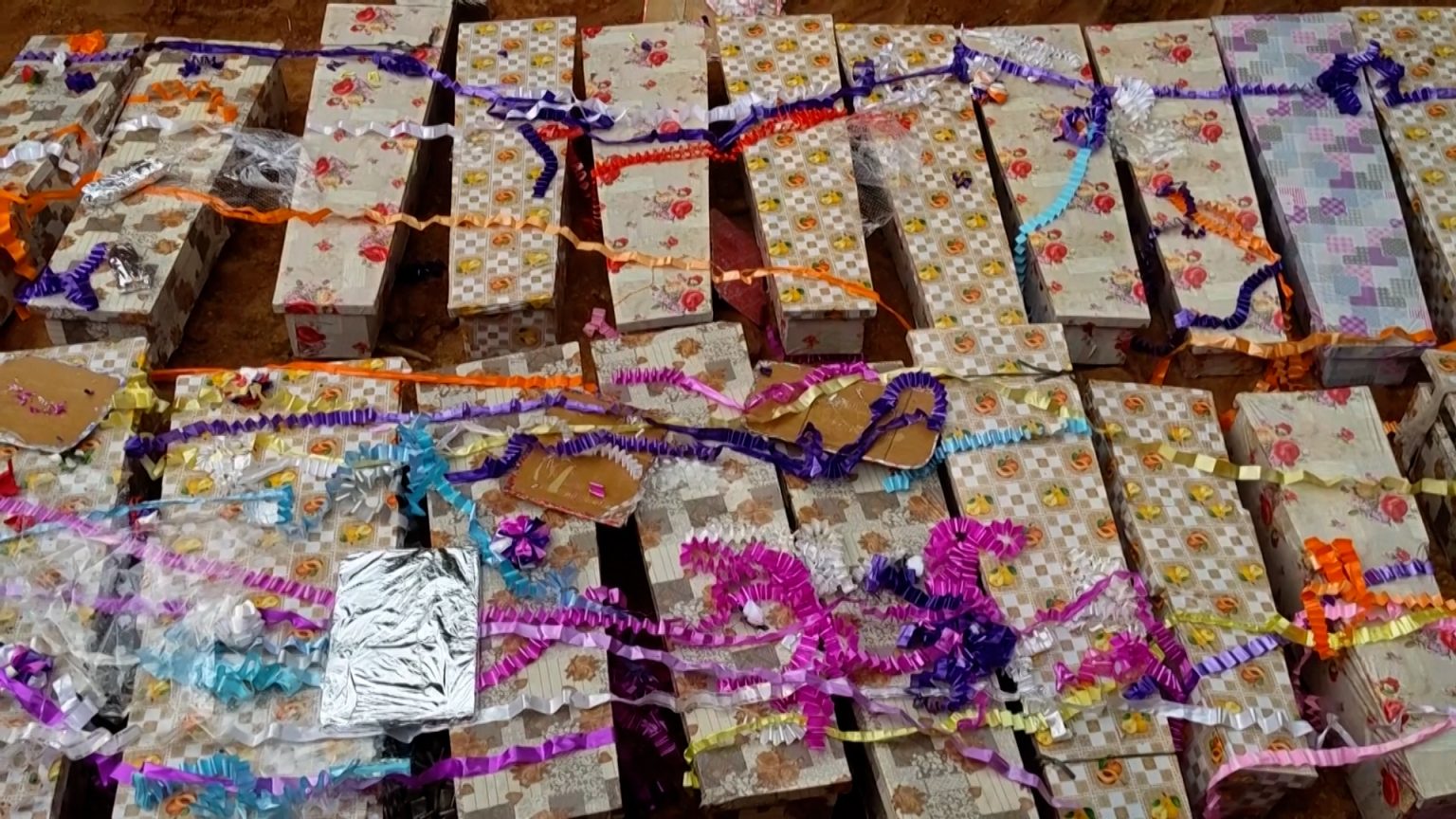 فيديو: جنازات عقدت لضحايا هجوم الكنيسة الكاثوليكية.