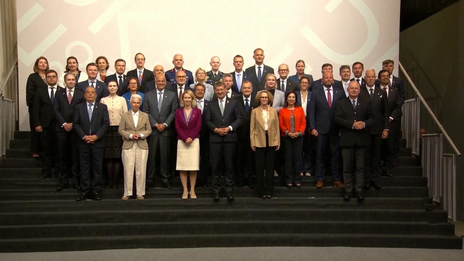 اتفاق أوروبي على رفع مستوى الدعم العسكري لأوكرانيا