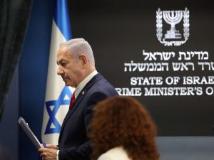 نتنياهو يواجه ضغوطا متزايدة للتوصل إلى اتفاق
