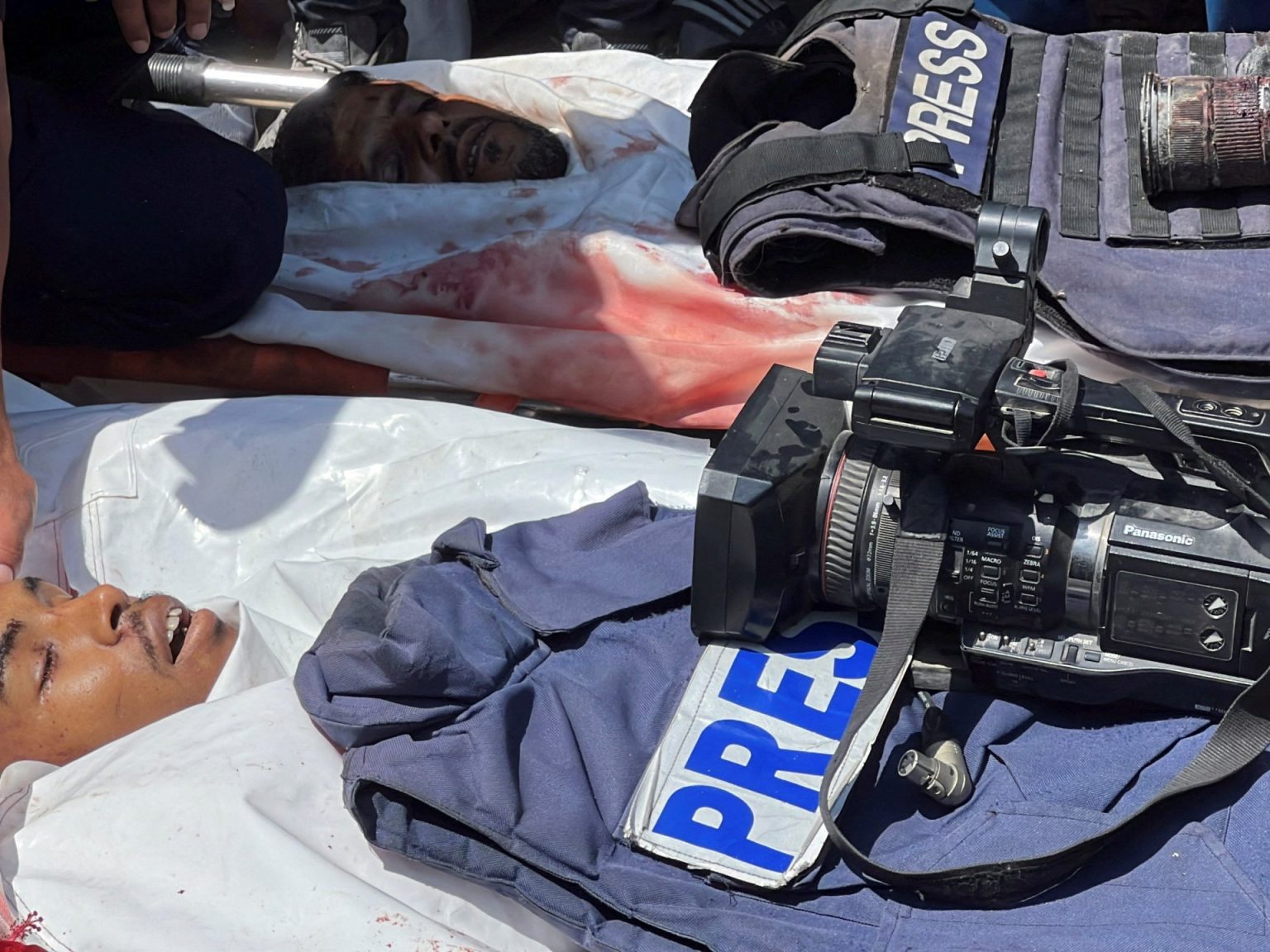 مديرة اليونسكو تدين قتل الصحفيين في غزة