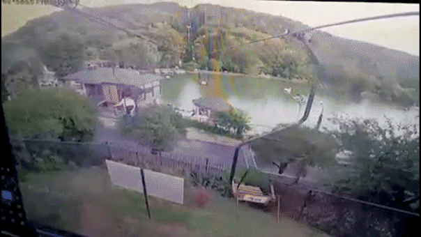 يظهر الفيديو انهيار مرعب في Russian Mountain Resort