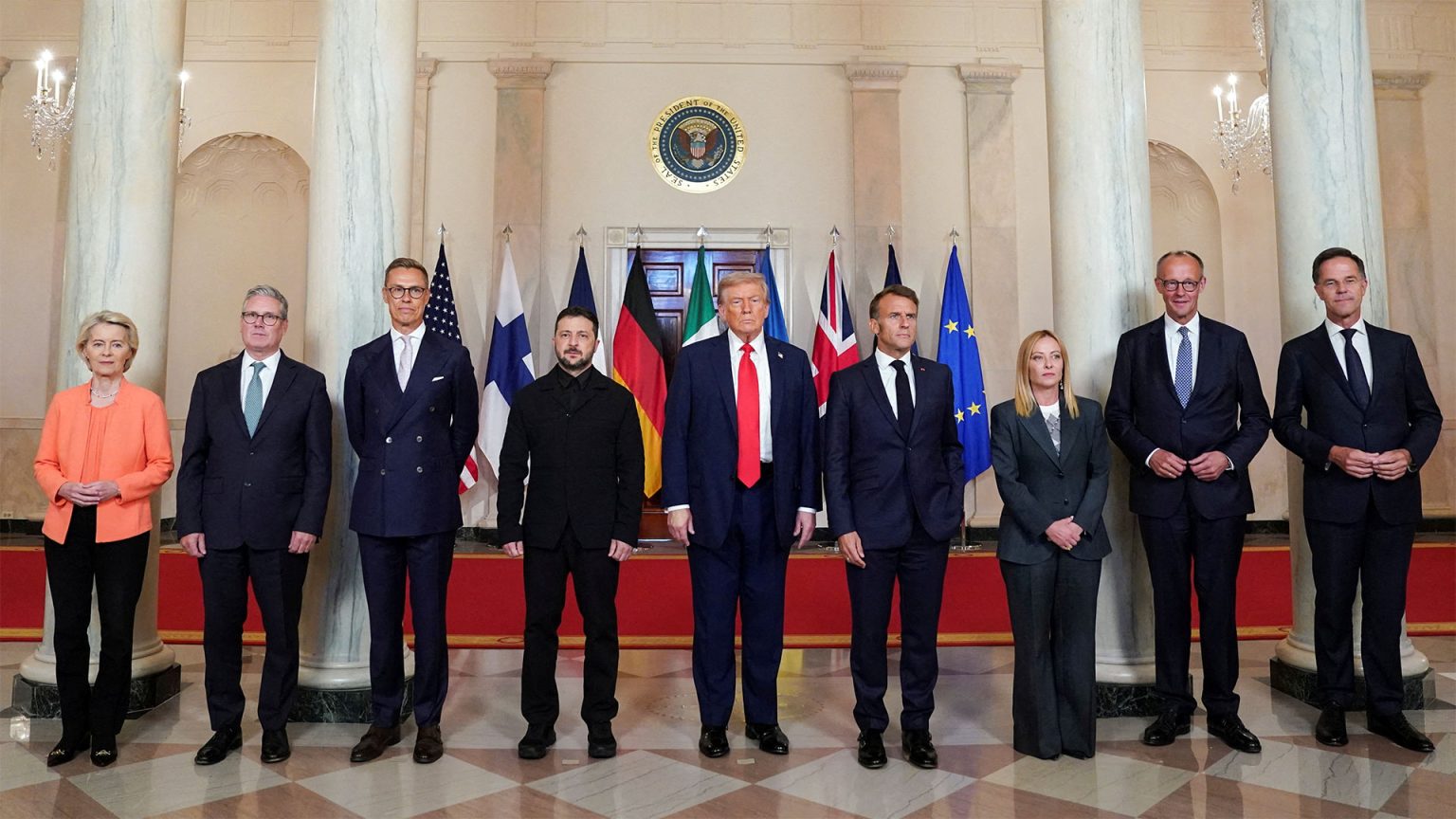 لماذا تتصدر أوروبا الولايات المتحدة بمساعدات عسكرية إلى أوكرانيا؟