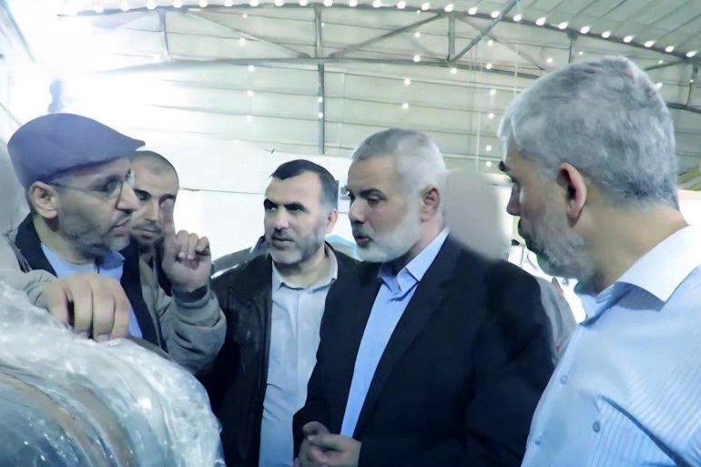 صور تُنشر للمرة الأولى للقادة الشهداء - القائد إسماعيل هنية أبو العبد. - القائد يحيى السنوار أبو إبراهيم. - القائد محمد الضيف أبو خالد - المصدر: الموقع الرسمي - حركة حماس