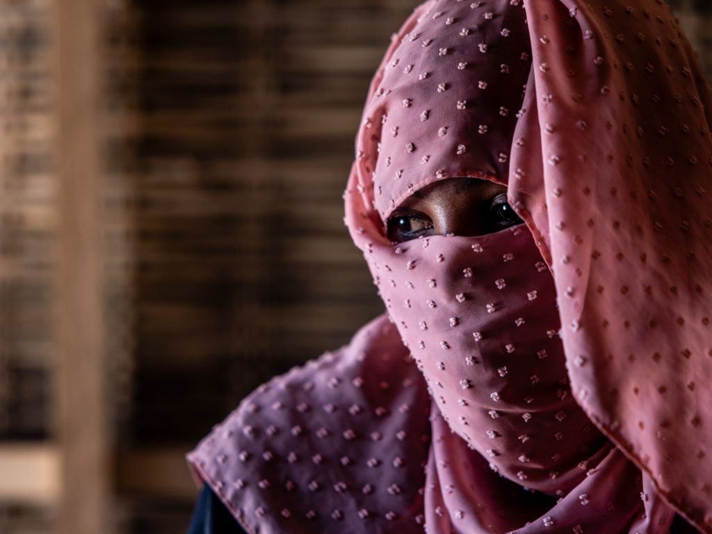 يتحدث ضحايا الاغتصاب السوداني من معسكرات تشاد اللاجئين