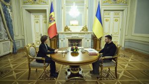 يقاوم الاتحاد الأوروبي “صعبة” لفصل عطاءات انضمام أوكرانيا ومولدوفا