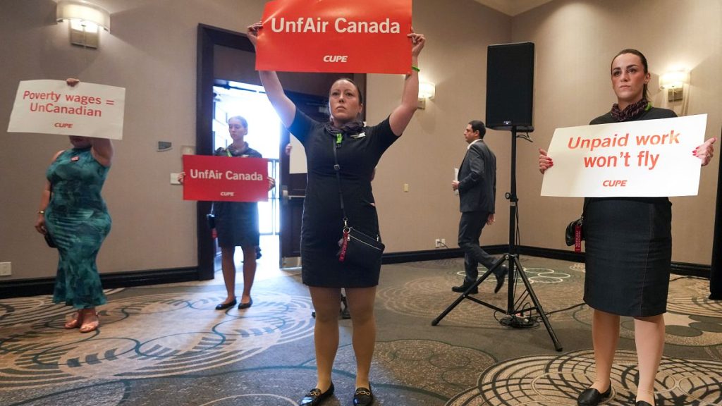 تبدأ شركة Air Canada في إلغاء الرحلات قبل الإضراب المحتملة التي قد تؤثر على الآلاف