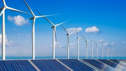 لتقليل الاعتماد على الوقود الأحفوري.. إضافة 2500 ميجاوات من الطاقة المتجددة خلال العام الجاري