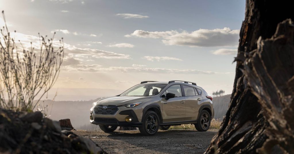 مراجعة: Subaru Crosstrek Hybrid 2026