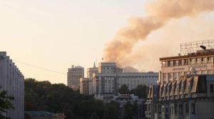 روسيا تضرب مبنى حكومة كييف