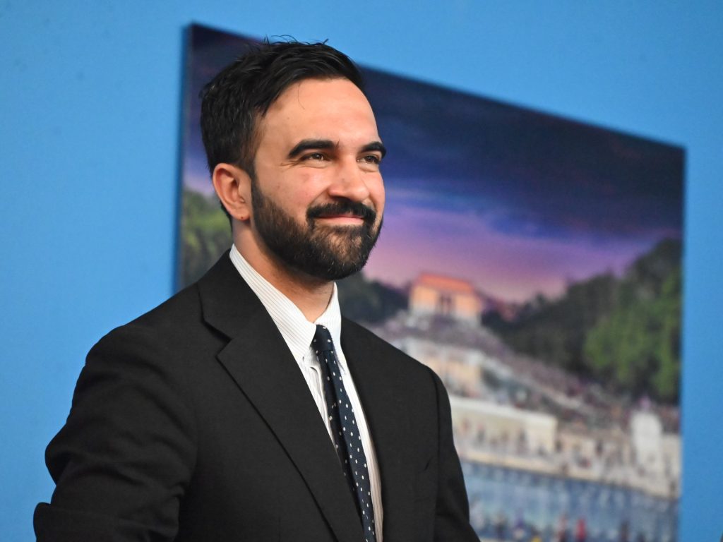 استطلاع رأي: زهران ممداني يتصدر سباق عمدة نيويورك