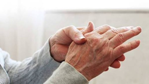 أعراض ومضاعفات غير متوقعة لالتهاب المفاصل الروماتويدي