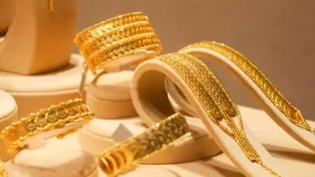 سعر الذهب اليوم الأحد 14-12-2025