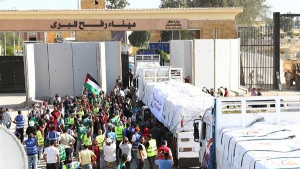 مصر تواصل تقديم المساعدات الإنسانية لدعم الأشقاء الفلسطينيين في قطاع غزة