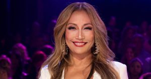 تتجنب كاري آن إينابا بصعوبة خلل في خزانة الملابس أثناء عودة “الرقص مع النجوم”