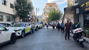 مقتل شرطيين تركيين في هجوم على مركز شرطة في إزمير