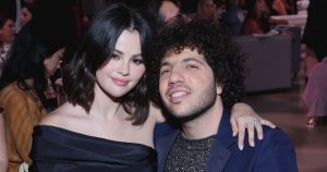 سيلينا غوميز وخطيب بيني بلانكو متزوجان بعد عامين معًا