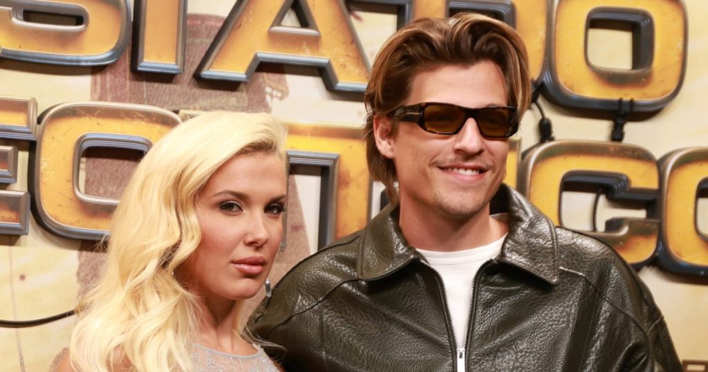 تقول ميلي بوبي براون إنها تحب أن تكون زوجة جيك بونجيوفي في ذكرى الذكرى الأولى الحلوة