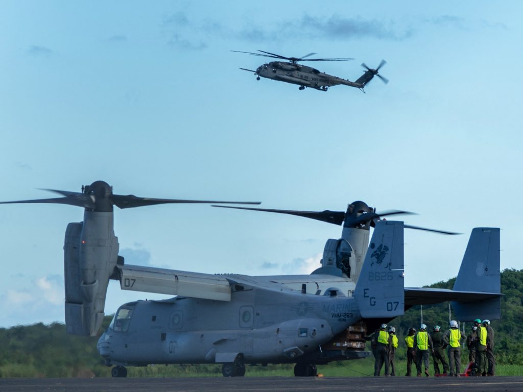 حقيقة مشاهد متداولة لمقاتلات أميركية وزوارق هجومية قبالة السواحل الفنزويلية