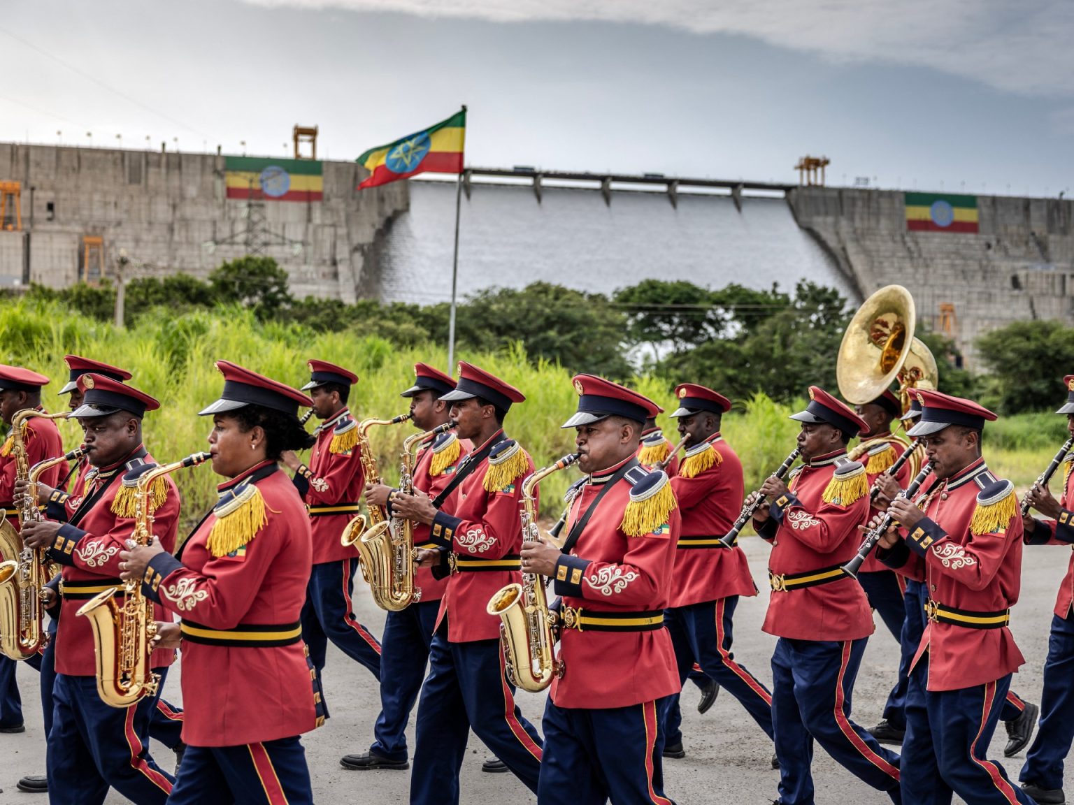 إثيوبيا تدشّن سد النهضة وآبي أحمد يوجه رسائل للجوار