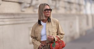 هذه السترات الـ 21 التي تم اقتصاصها هي حلم أزياء أم غني ، وكلهم أقل من 45 دولارًا