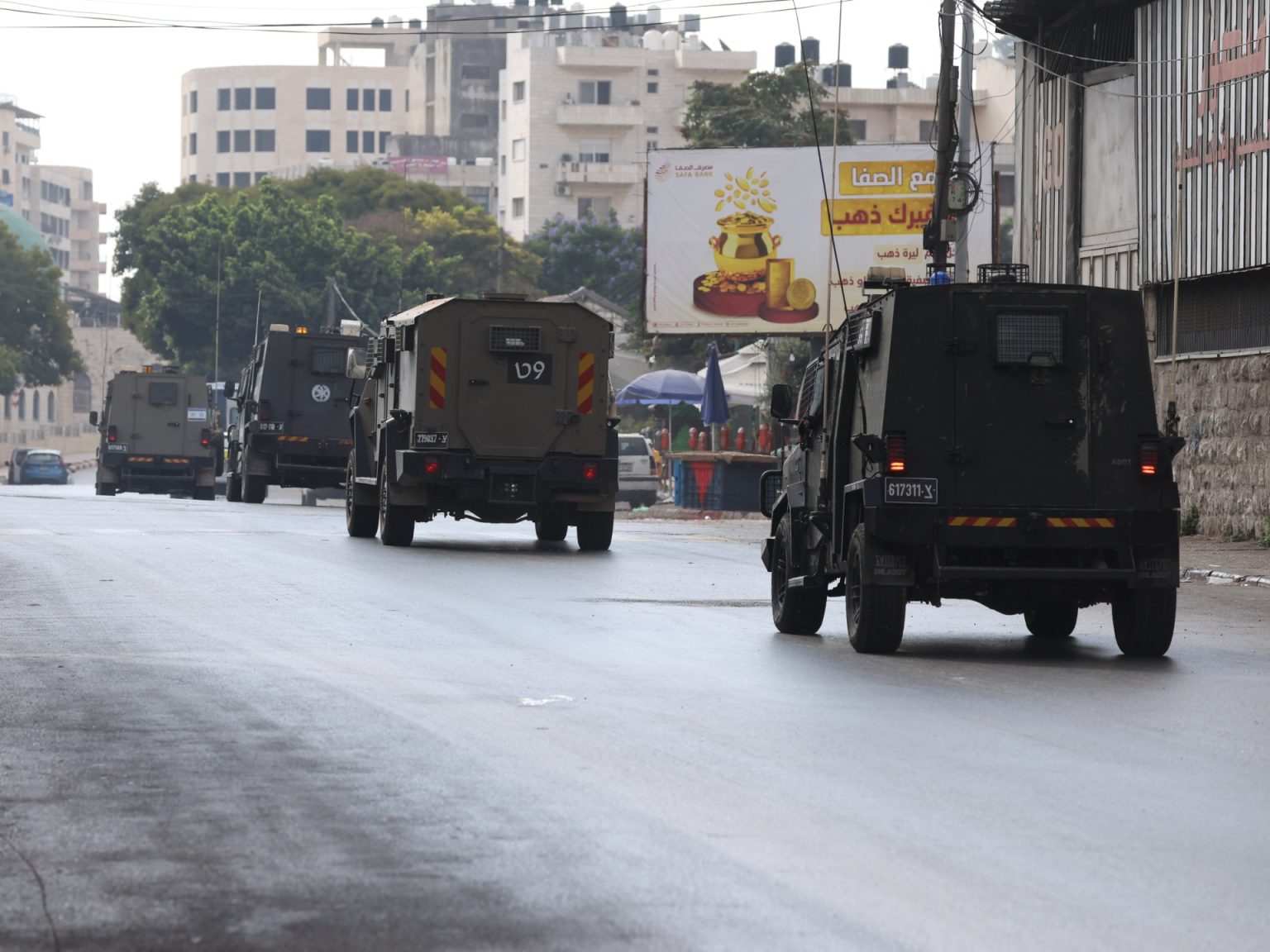 مستوطنون يهاجمون منازل بسنجل والاحتلال يقتحم مخيمات بالضفة