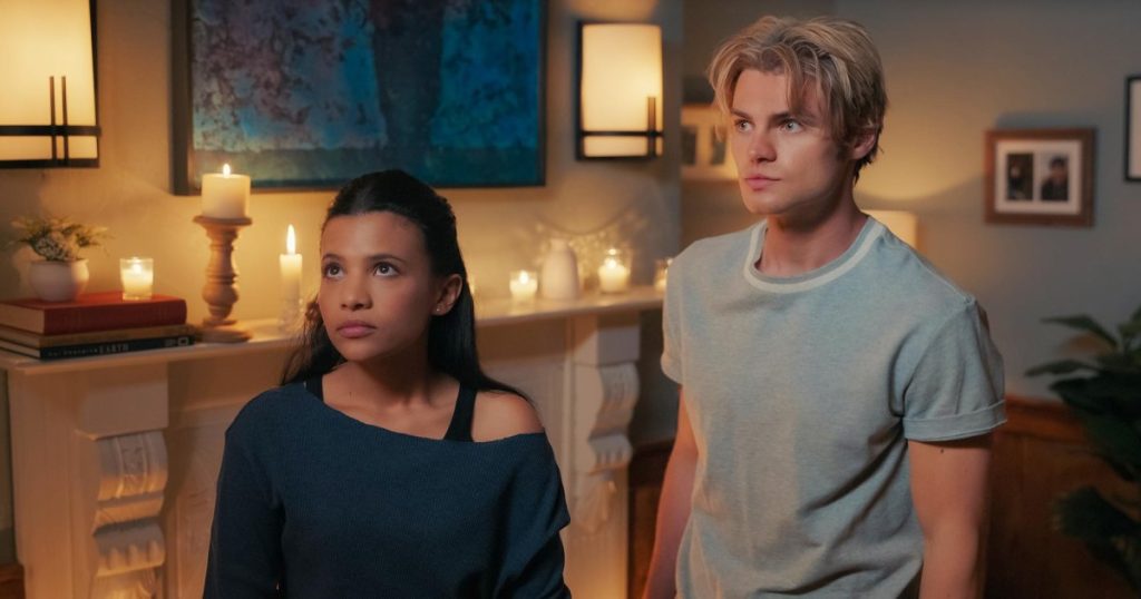 تحطيم أكبر الاختلافات بين برنامج “حياتي مع” وولتر بويز التلفزيوني “وكتاب علي نوفاك