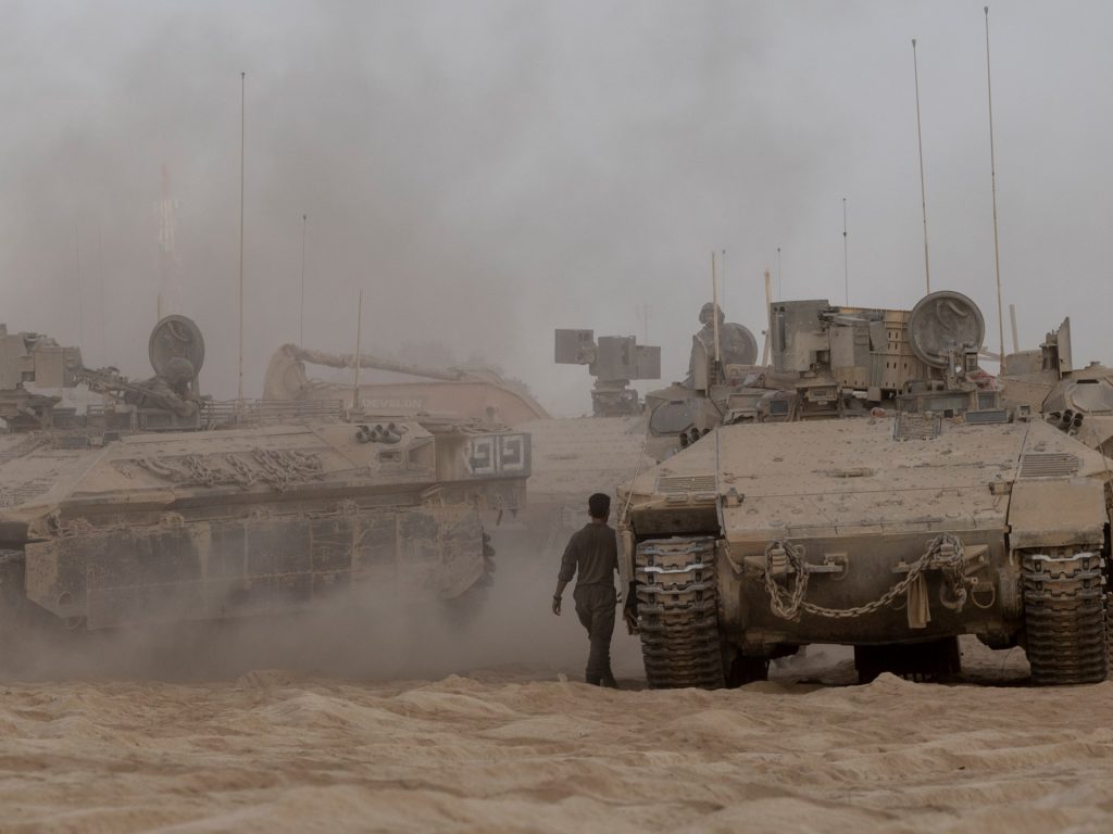 معاريف: إسرائيل نجحت في تحميل ترامب خطتها للمفاوضات