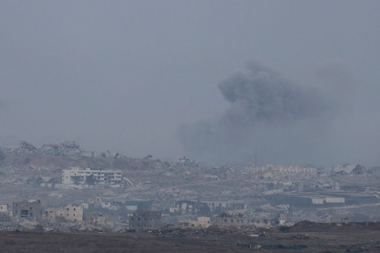 SOUTHERN ISRAEL, ISRAEL - SEPTEMBER 7: Smoke rise over the Gaza Strip as seen from a position on the Israeli side of the border on September 7, 2025 in Southern Israel, Israel. The Israel Defence Force are in control of over 40% of Gaza City after mounting a new offensive, leveling buildings in the neighborhood. Prime Minister Netanyahu announced Israel's intention to seize all of the strip after peace talks with Hamas broke down in July. (Photo by Amir Levy/Getty Images)