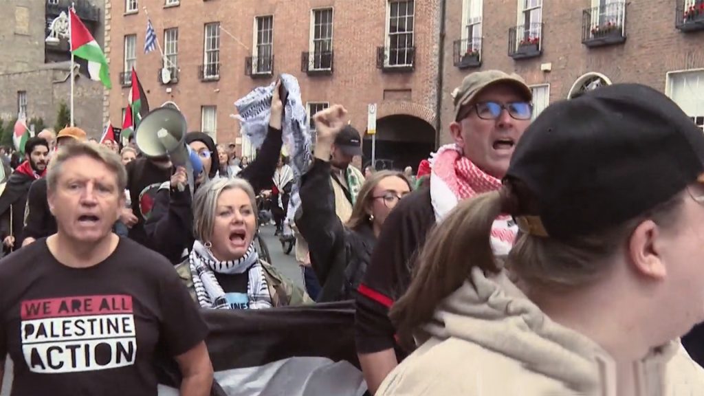 مظاهرات في مدن أيرلندية عدة رفضا لاستمرار حرب إسرائيل على غزة