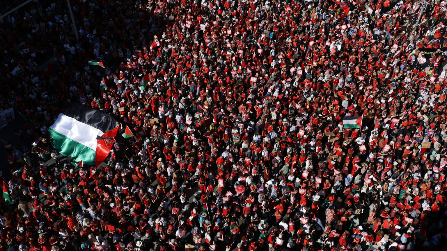 مظاهرة في بروكسل تطالب بفرض عقوبات على إسرائيل