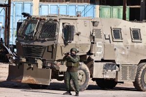 إصابة 17 فلسطينيا بطوباس وتواصل اعتداءات المستوطنين بالضفة