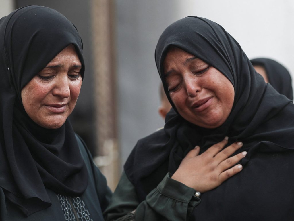 أبرز الصور في أسبوع.. تواصل الفظائع بغزة وكوارث طبيعية بأفغانستان