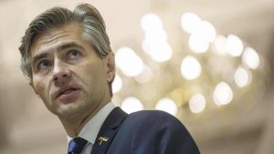 فرض عقوبات على بيلاروسيا لتجنب “دوامة التصعيد” بعد توغل البالونات، حسبما قال وزير الخارجية الليتواني للاتحاد الأوروبي