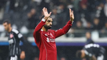 محمد صلاح أسطورة وجماهير ليفربول وراه.. مدرب في الاتحاد الإنجليزي لكرة القدم يكشف التفاصيل