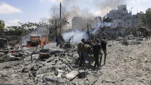 جيش الاحتلال الإسرائيلي يواصل نسف المباني في غزة رغم الهدنة