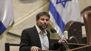 قيادي بفتح: دعوة سموتريتش لتشجيع الهجرة اعتراف صريح بجريمة التطهير العرقي