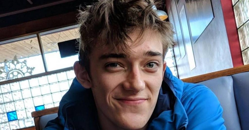 يموت بالين ميلر ، البالغ من العمر 23 عامًا وهو يتسلق يوتيوب ، بعد سقوطه من كابيتان يوسميت