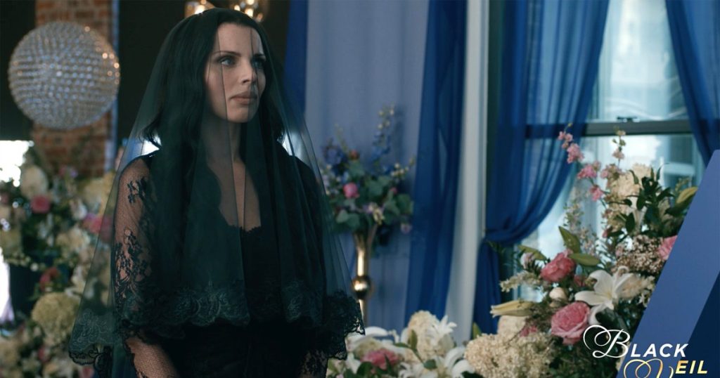 “Elsbeth” له مشهد “The Bachelorette” تحت عنوان الحزن مع جوليا فوكس – وتوني غونزاليس في دور جيسي بالمر (حصريًا)