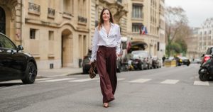 سحر تمييز البطن! هذه البلوزات السقوط ال 21 فضفاضة تأخذ بصريا بوصة من الخصر