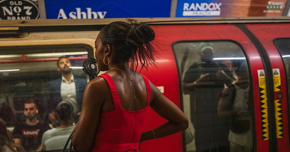 كيفية الحفاظ على برودة مترو الأنفاق والقطارات في عالم أكثر سخونة من أي وقت مضى